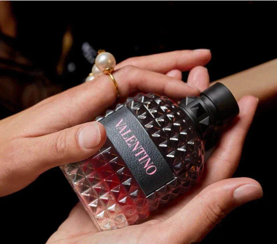 Valentino Born in Roma Intense Eau de Parfum Intense Spray 3.4 fl oz